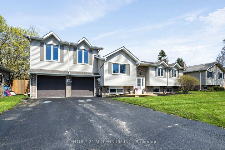 Property Photo: 83 Douglas Crescent ON N0B 1Z0