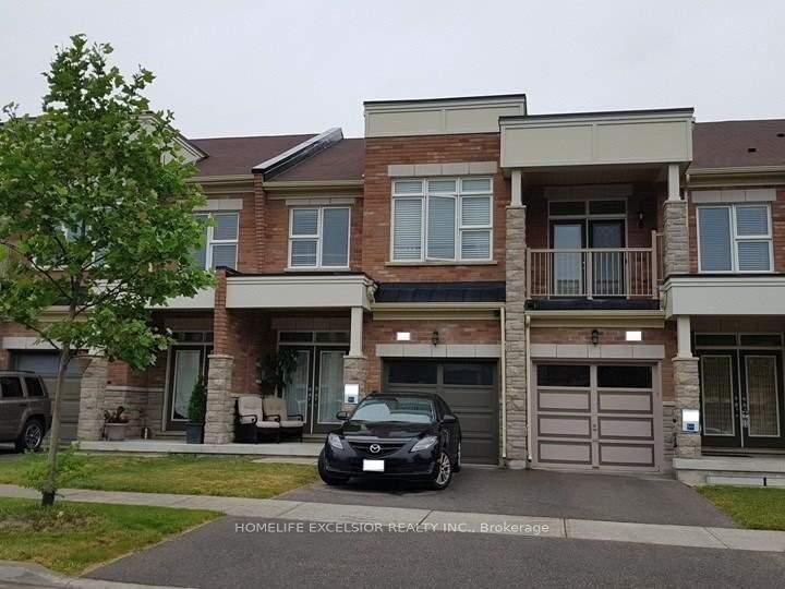Property Photo:  28 Black Locust Drive  ON L6E 0P8 