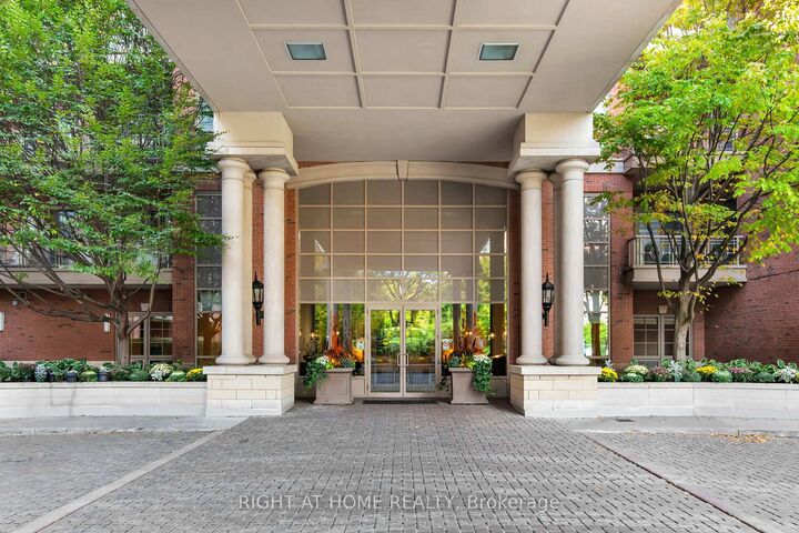 Property Photo: 20 Burkebrook Place 306 ON M4G 0A1