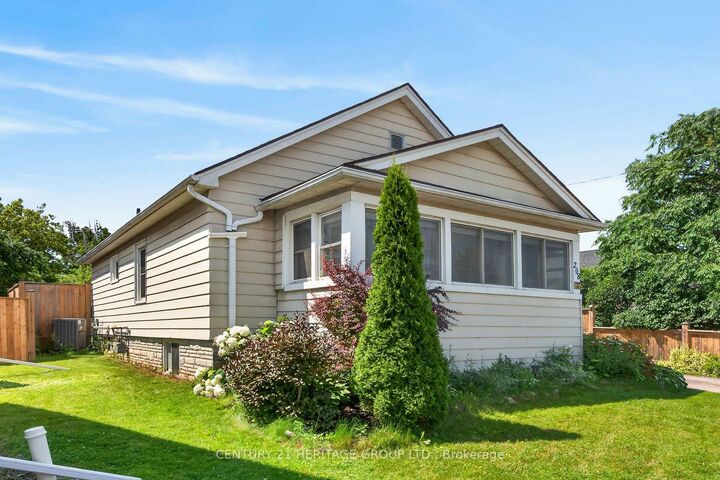 Property Photo: 208 Carlton Street ON L2R 1S6