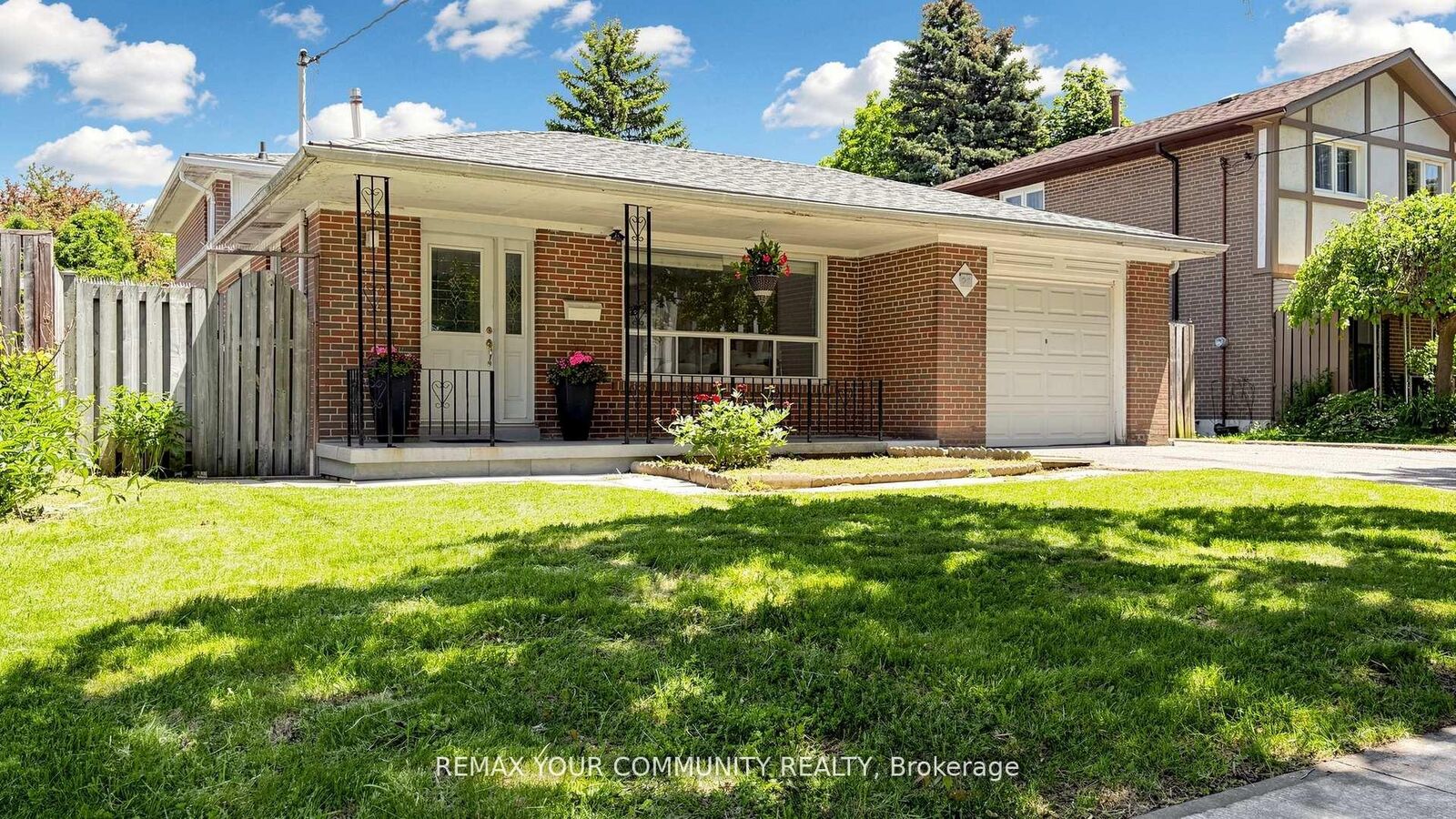 Property Photo: 23 Lesgay Crescent ON M2J 2H9