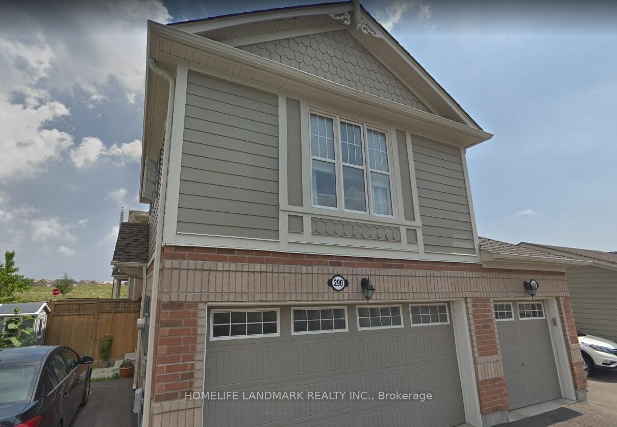 Property Photo:  290 Cornell Centre Boulevard Coachhouse  ON L6B 0W3 