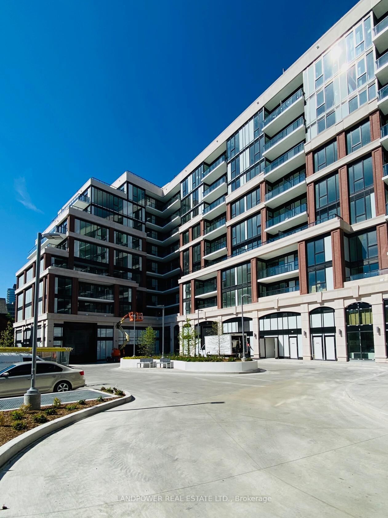 Property Photo:  1 Belsize Drive 209  ON M4S 0B9 