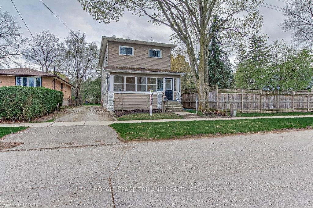 Property Photo: 256 Edinburgh Street ON N6H 1M3