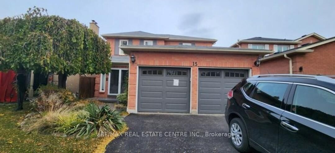 Property Photo:  15 Dagwell Crescent  ON L1T 3M8 