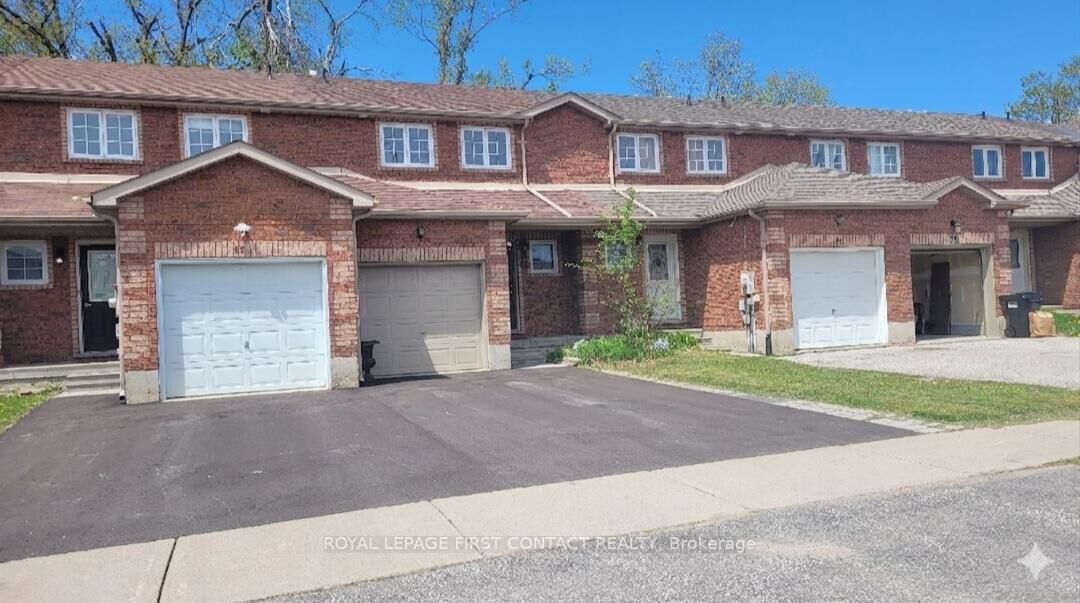 Property Photo: 88 Michael Crescent ON L4M 7C9