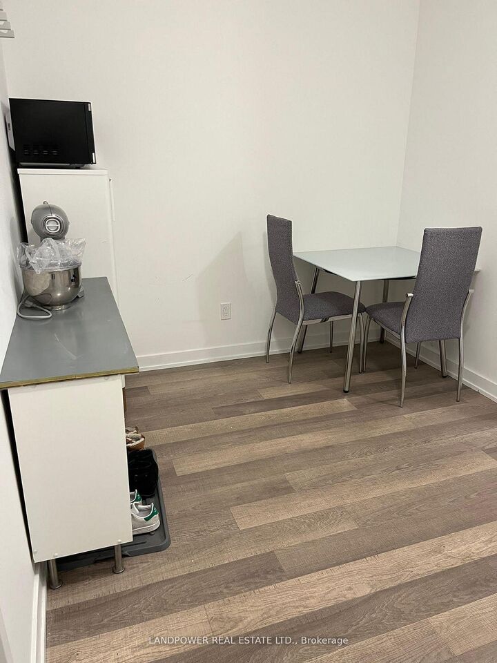 Property Photo:  181 Huron Street 1102  ON M5T 0C1 