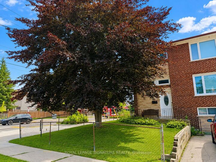 67 Stilecroft Drive — photo 1