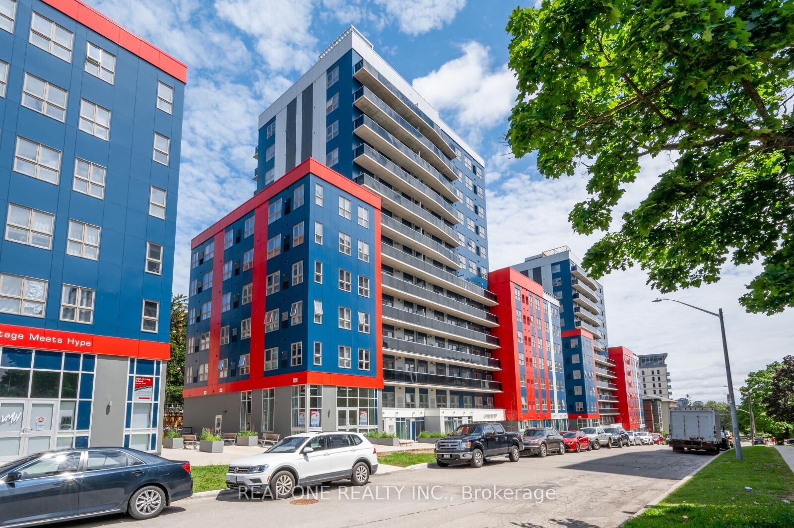 Property Photo:  258B Sunview Street 287  ON N2L 3V9 