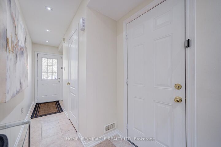 Property Photo: 14 Rock Haven Lane ON L6X 0H2