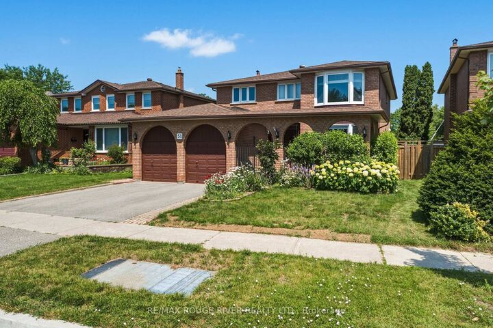 Property Photo: 51 Sugarbush Square ON M1C 3M6