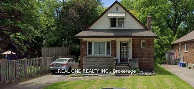Property Photo: 92 Binkley Crescent W B101-103 ON L8S 3L1