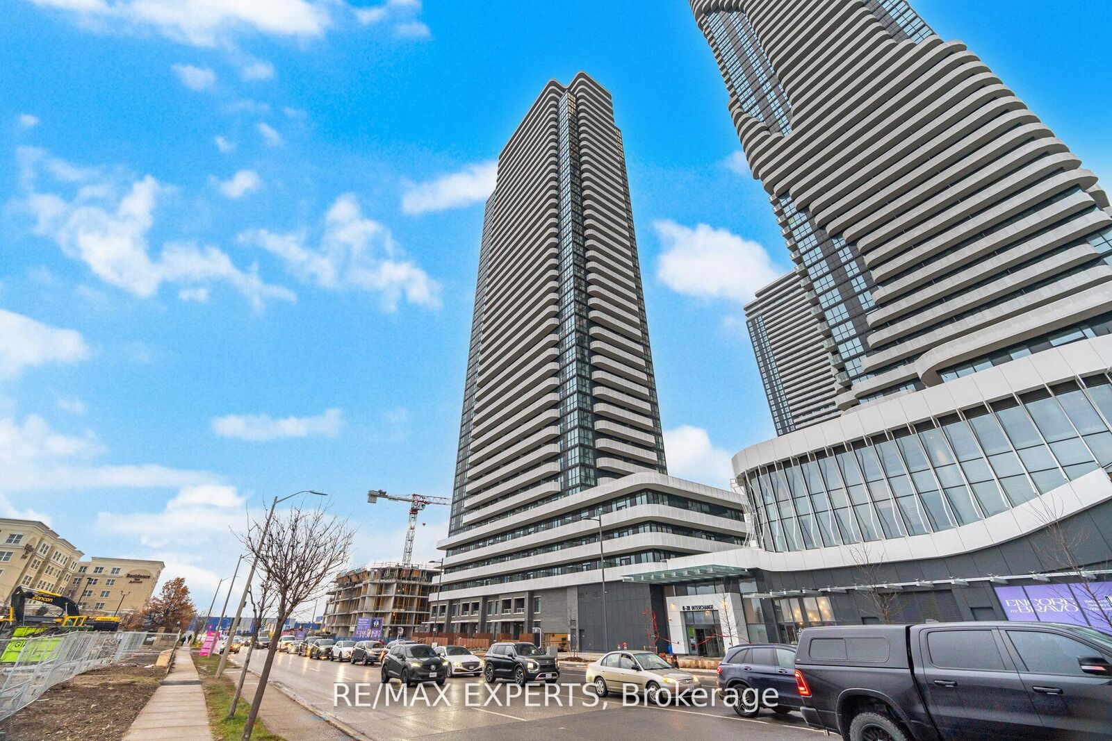 Property Photo: 8 Interchange Way 2702 ON L4K 0R2
