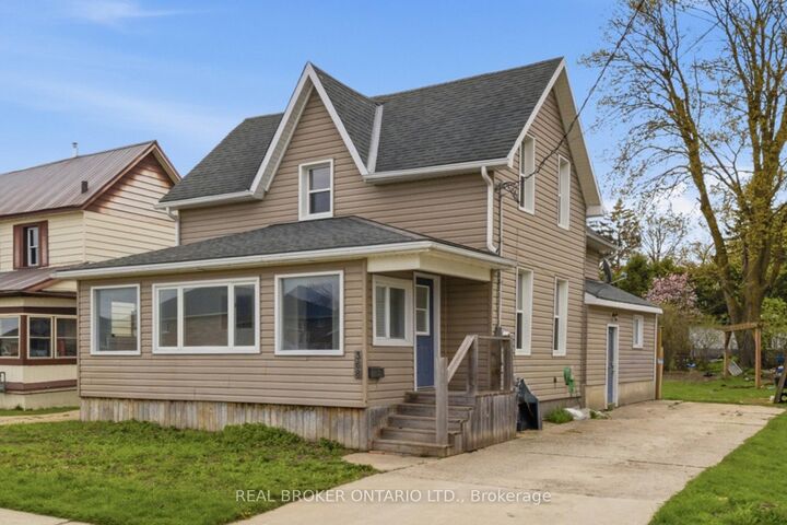 368 Wellington Avenue S — photo 1