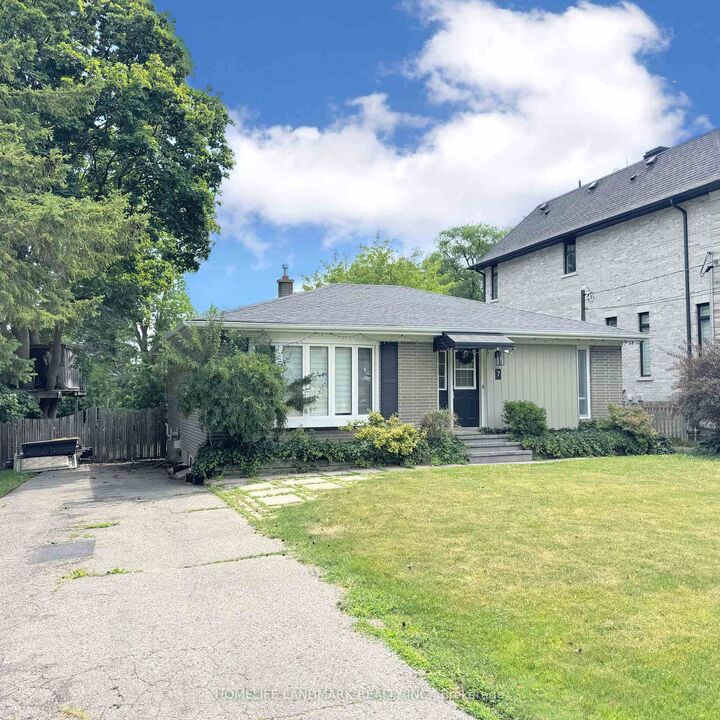 Property Photo:  7 Talisman Crescent  ON L3P 2C8 