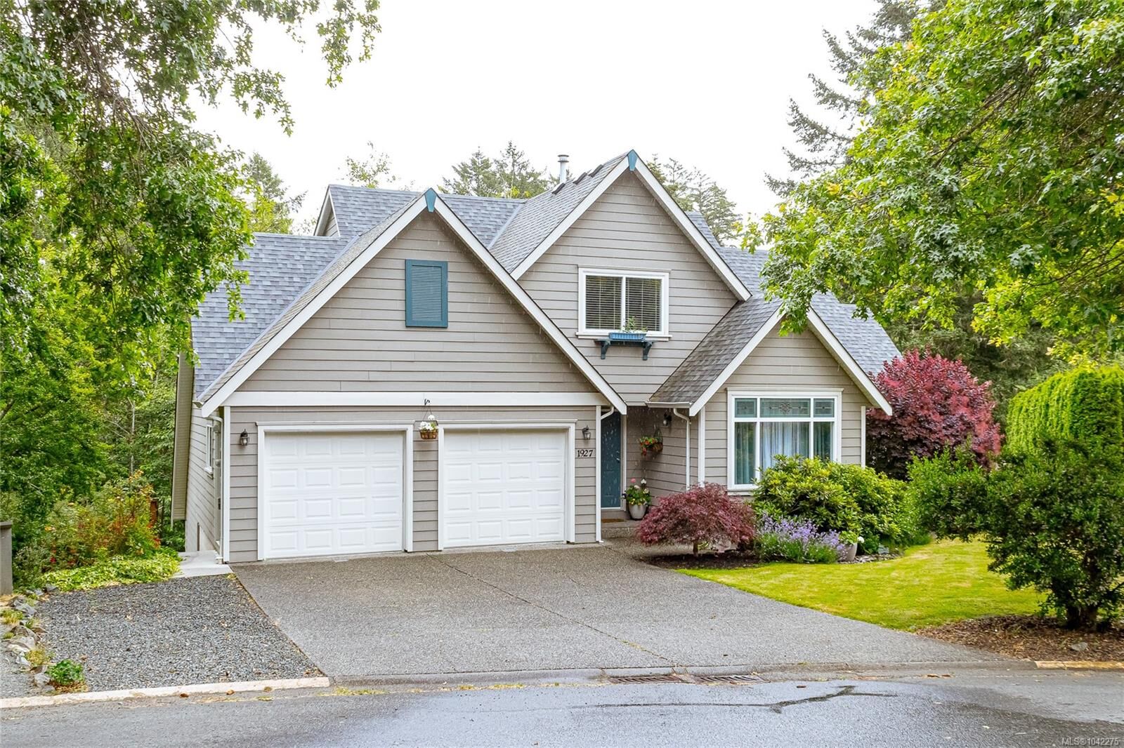 Property Photo: 1927 Riverside Dr BC V9B 6H9