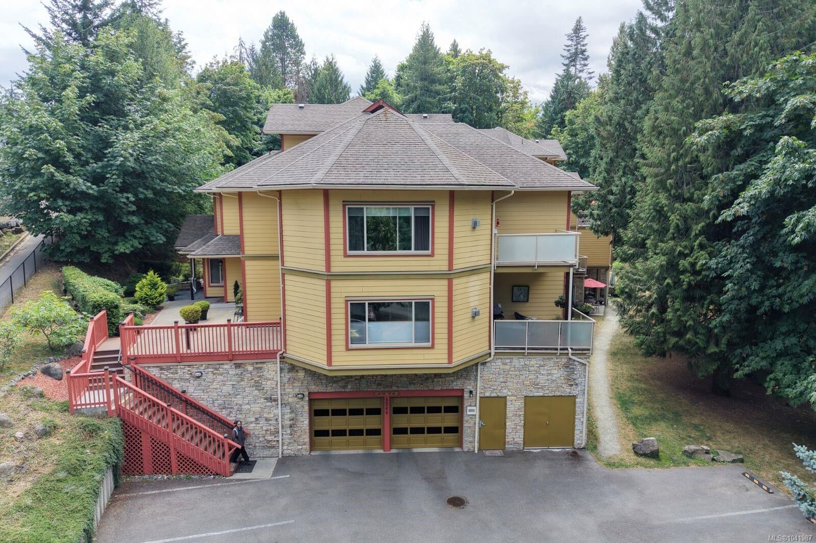 Property Photo:  1244 4th Ave #302  BC V9G 0A6 