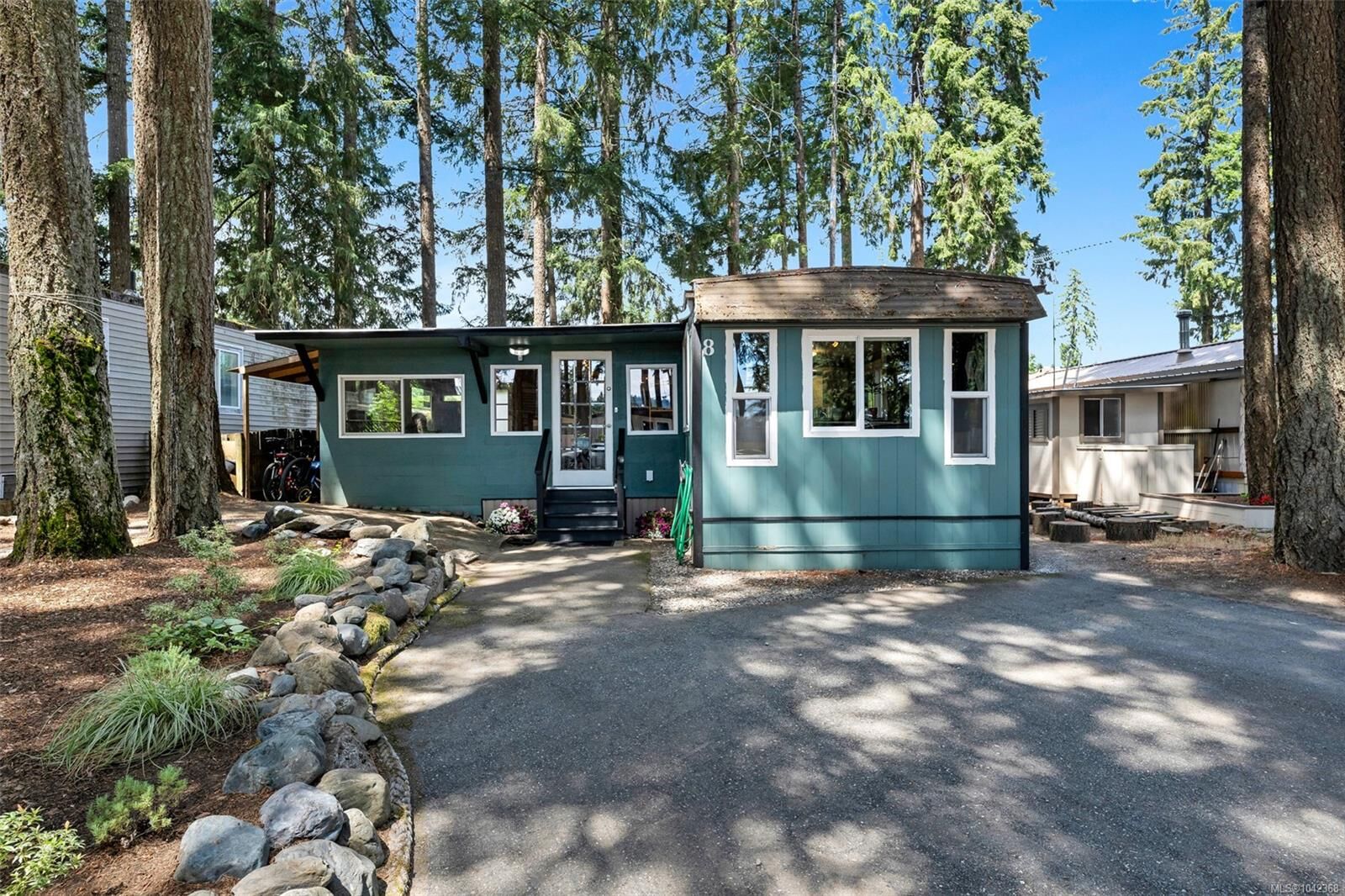 Property Photo: 3560 Hallberg Rd #8 BC V9G 1L4
