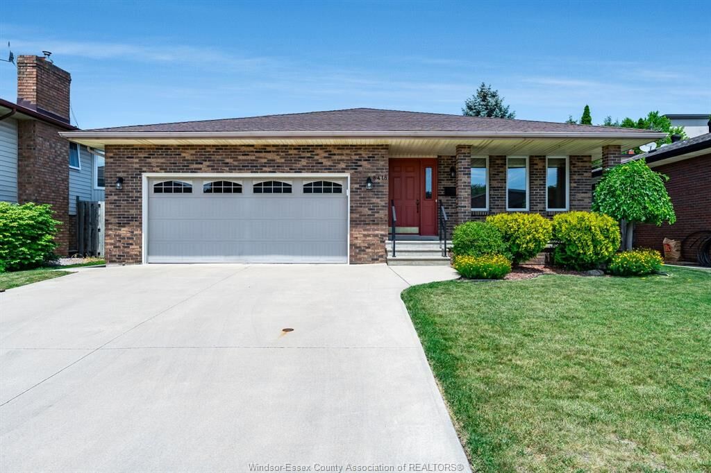 Property Photo: 8418 Kingston ON N8S 4R8