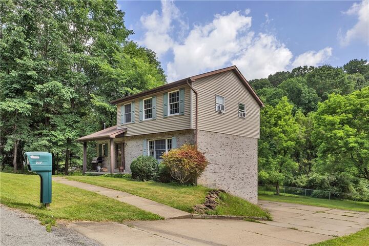 Property Photo: 2637 Turkey Ridge Rd PA 15613