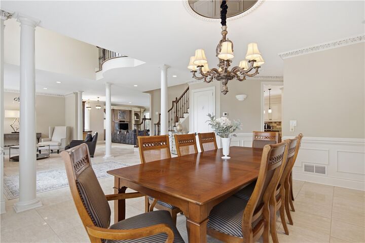 Property Photo:  470 Four Lakes Dr  PA 15044 