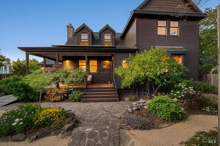 Property Photo: 21234 Geyserville Avenue CA 95441