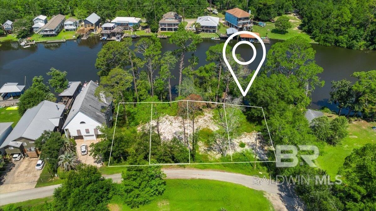 Property Photo: 16071 River Drive AL 36580