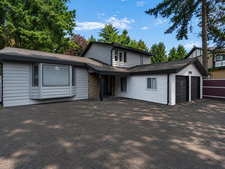 Property Photo: 12779 Drummond Place BC V3V 6G4