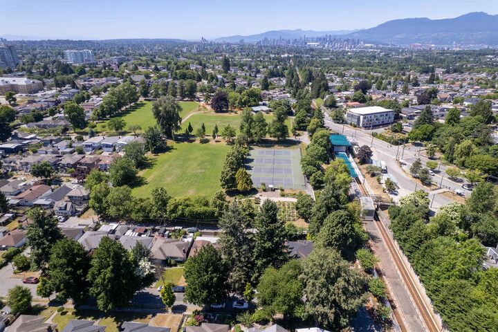 Property Photo: 4507 Todd Street BC V5R 3P7