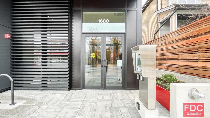 Property Photo: 1680 E 12th Avenue 609 BC V5N 2A3