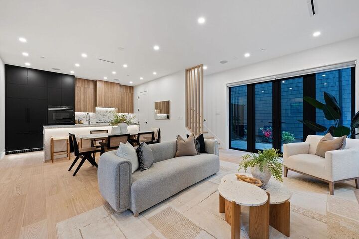 Property Photo: 5038 Granville Street BC V6M 3B4