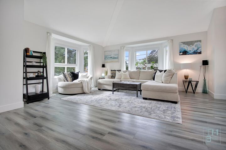 Property Photo: 19721 64 Avenue 213 BC V2Y 1L1
