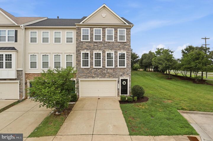 Property Photo: 42251 Dean Chapel Square VA 20152