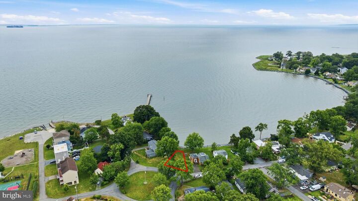 Property Photo:  5209 Al Jones Drive  MD 20764 