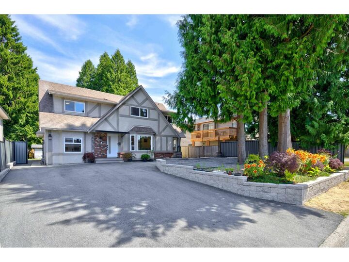 Property Photo: 14343 17 Avenue BC V4A 6L3