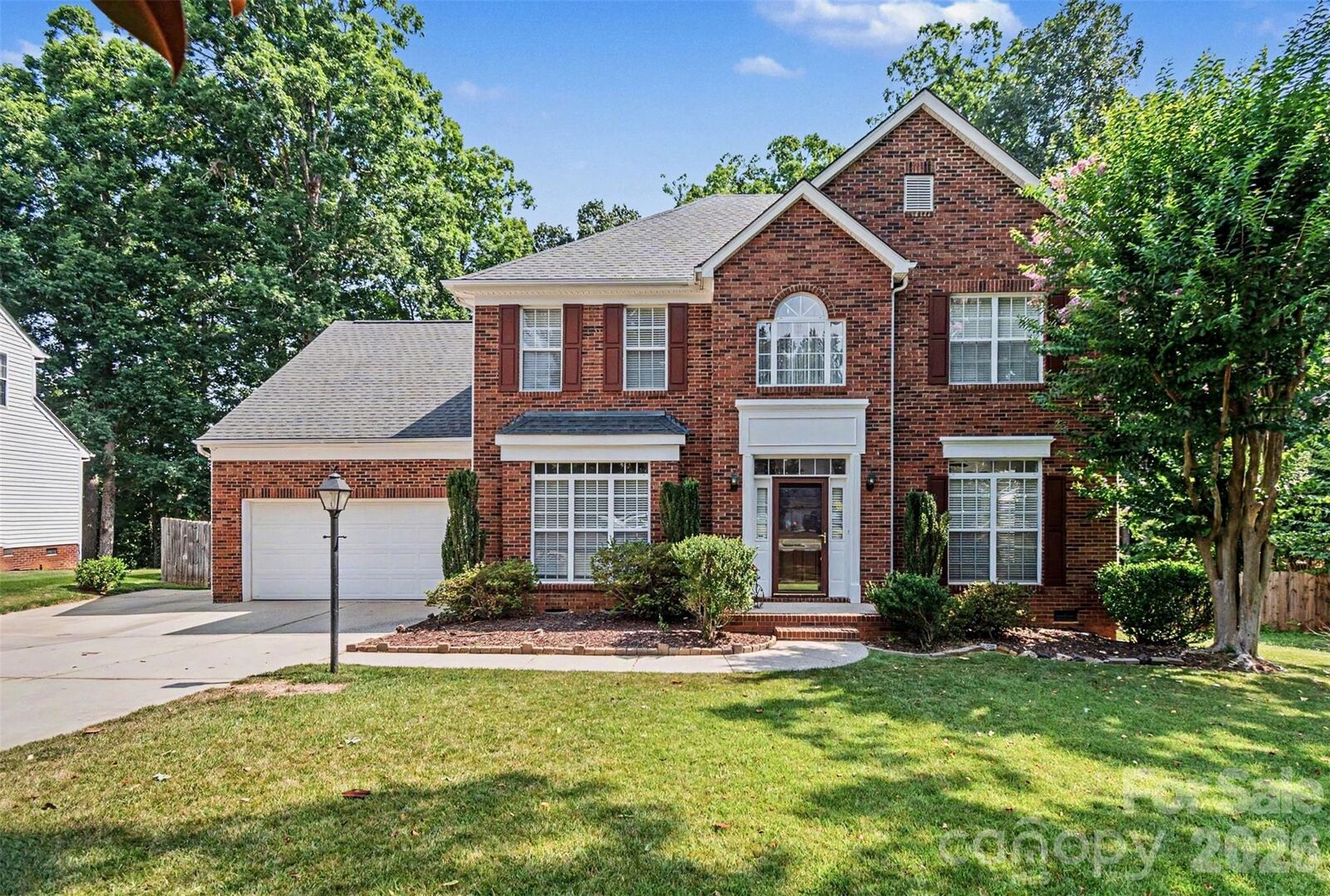 Property Photo:  1421 Moonstone Drive  NC 28105 