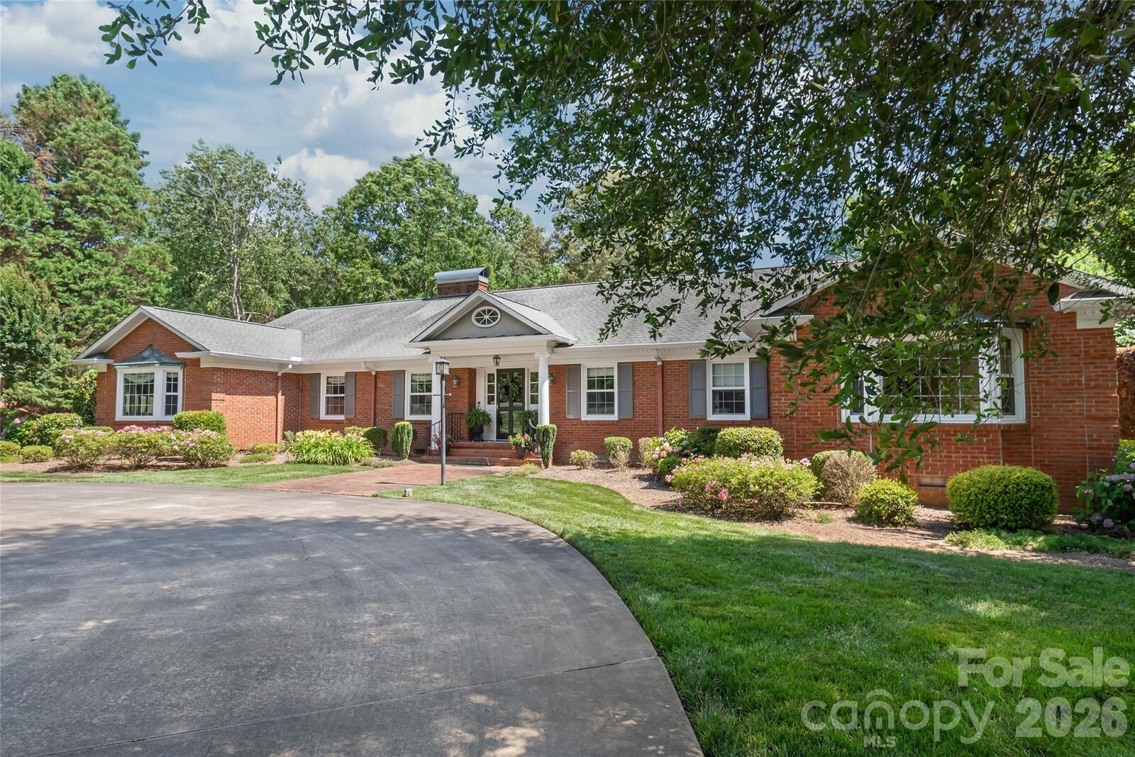Property Photo: 301 Fairway Drive SC 29715