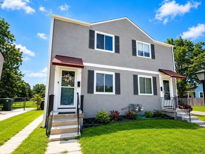 Property Photo: 1436 Ellsworth Avenue OH 43206