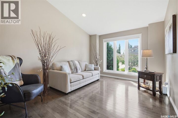 Property Photo: 310 Borlase Cove SK S7T 0B7
