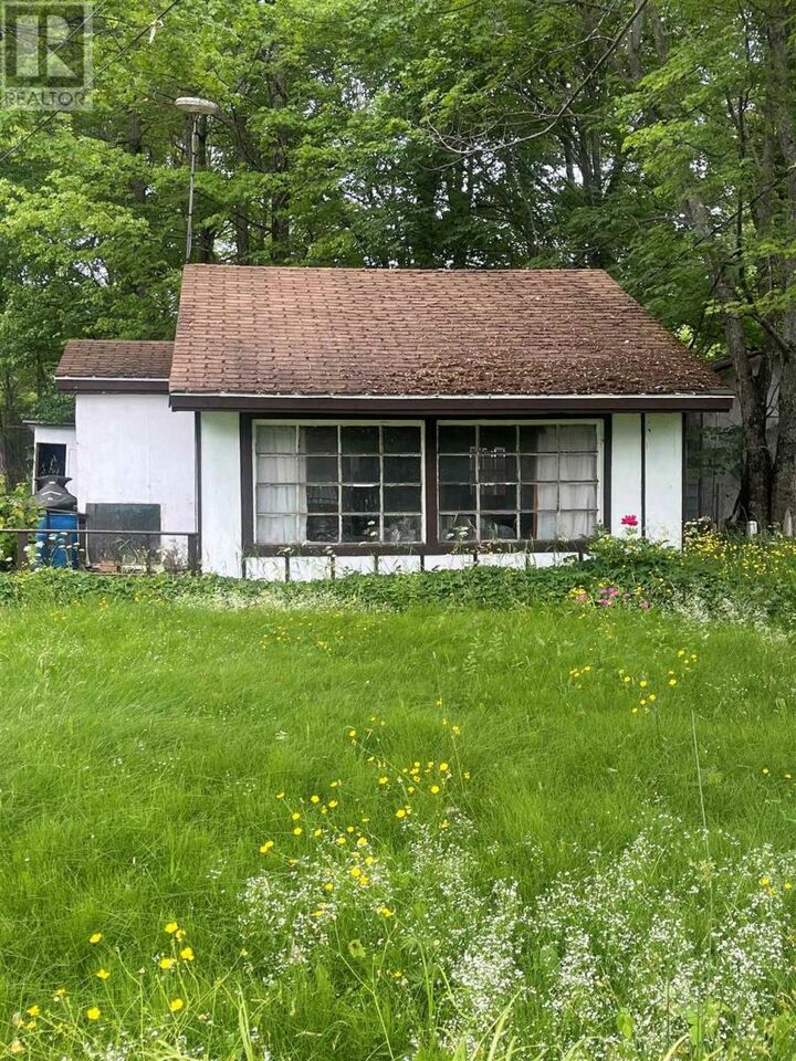 37 Cottage Ln — photo 1