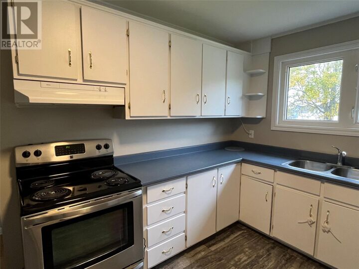 Property Photo: 127 Commonwealth Avenue NL A1N 1V1