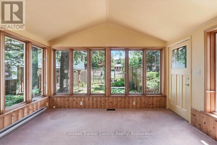 Property Photo:  951 St. Paul's Street  ON K9H 6J7 