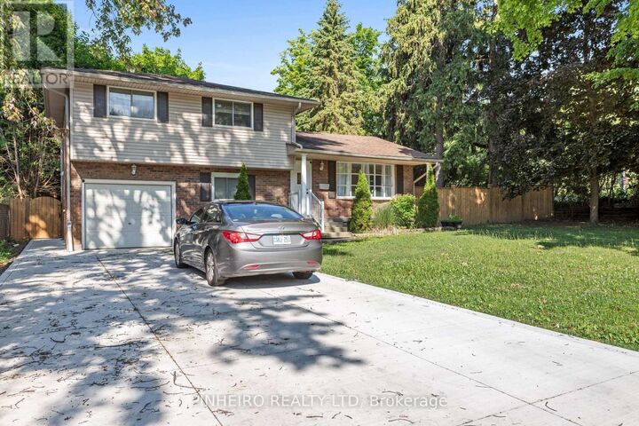 Property Photo:  1543 Stoneybrook Crescent  ON N5X 1C6 