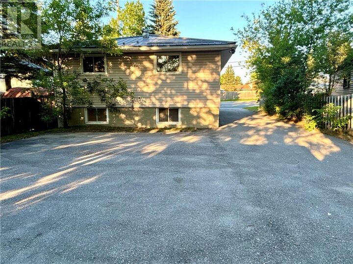 Property Photo: 1371 Falconbridge Road ON P3A 4N6