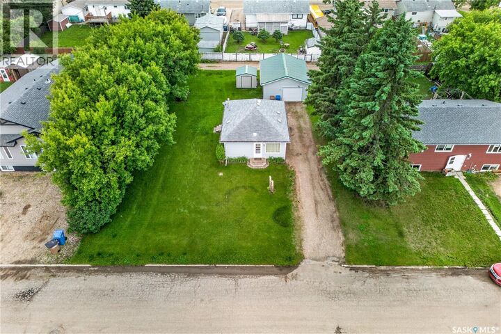 Property Photo:  229 Lendrum Street  SK S0E 1A0 
