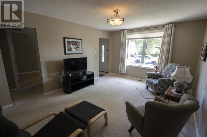 Property Photo: 374 Morse Street ON P7A 1G5