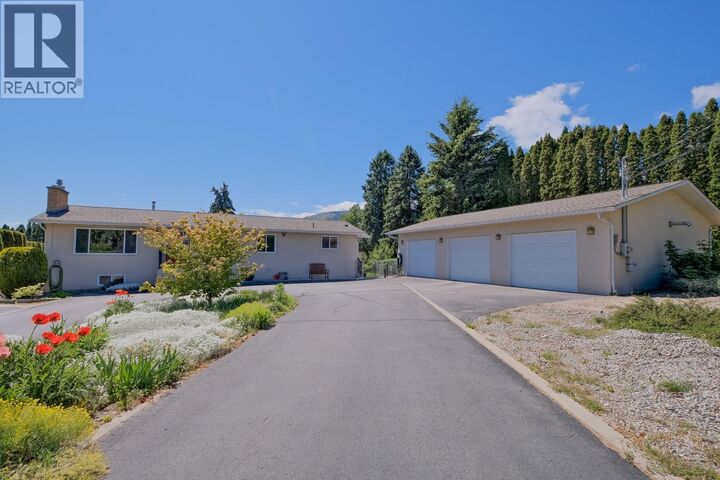 709 Bartlett Drive — photo 1
