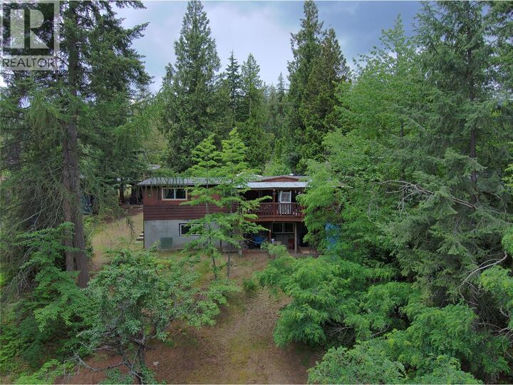 2186 Crestview Crescent — photo 1