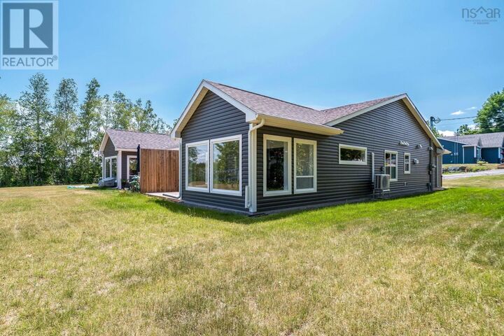 Property Photo: 36 Pemberton Avenue Avenue NS B0N 2T0