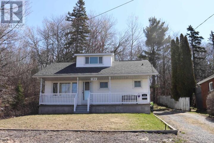Property Photo: 104 Birch St ON P6B 2J6